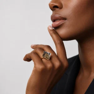 Abposh collection portrait